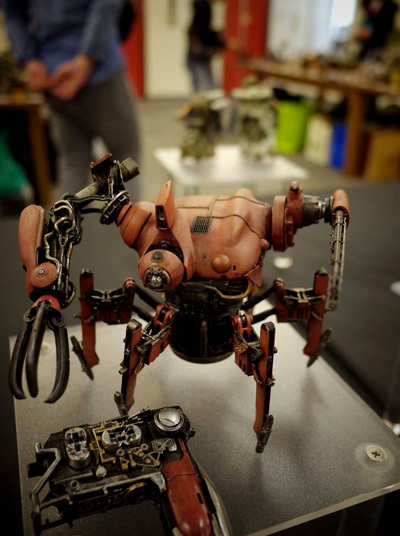 edy_hexbug.jpg